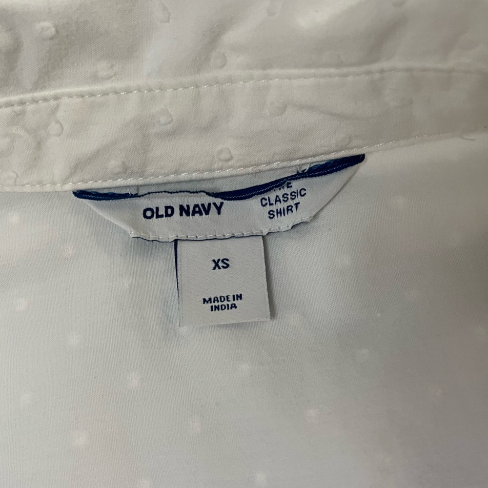 White Swiss Dot Button-Up Shirt XS - Picture 9 of 9
